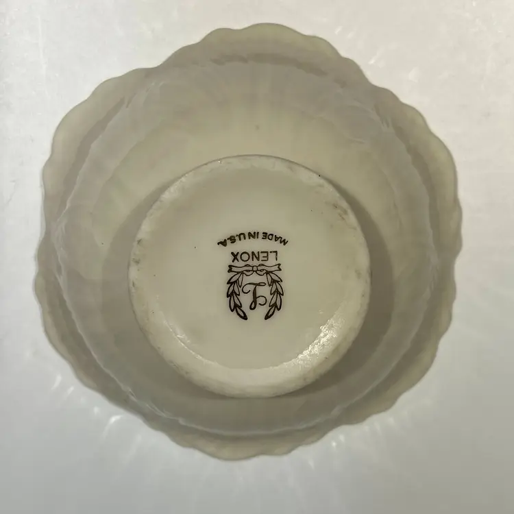 Lenox "Dorian" -Nut Dish- Beautiful Gold Pedestal Base- Pretty Pattern` 5" W, 2.25"H-Old Mark