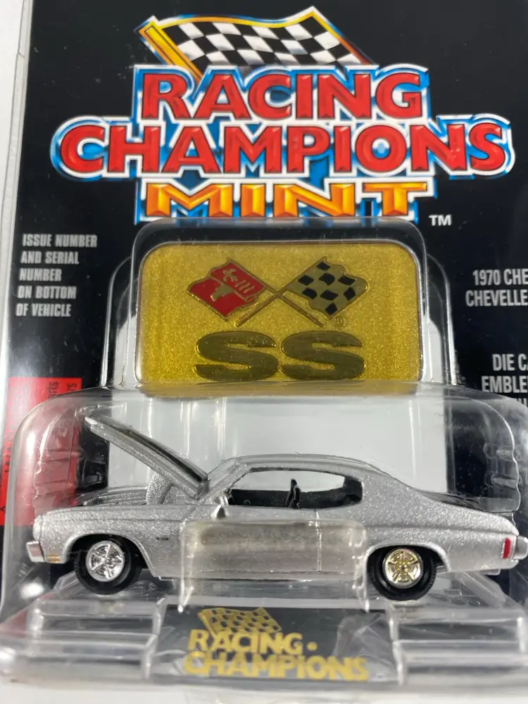 1997 Racing Champions Mint 1970 Chevy Chevelle SS Silver W/Black Racing Stripes Issue #82