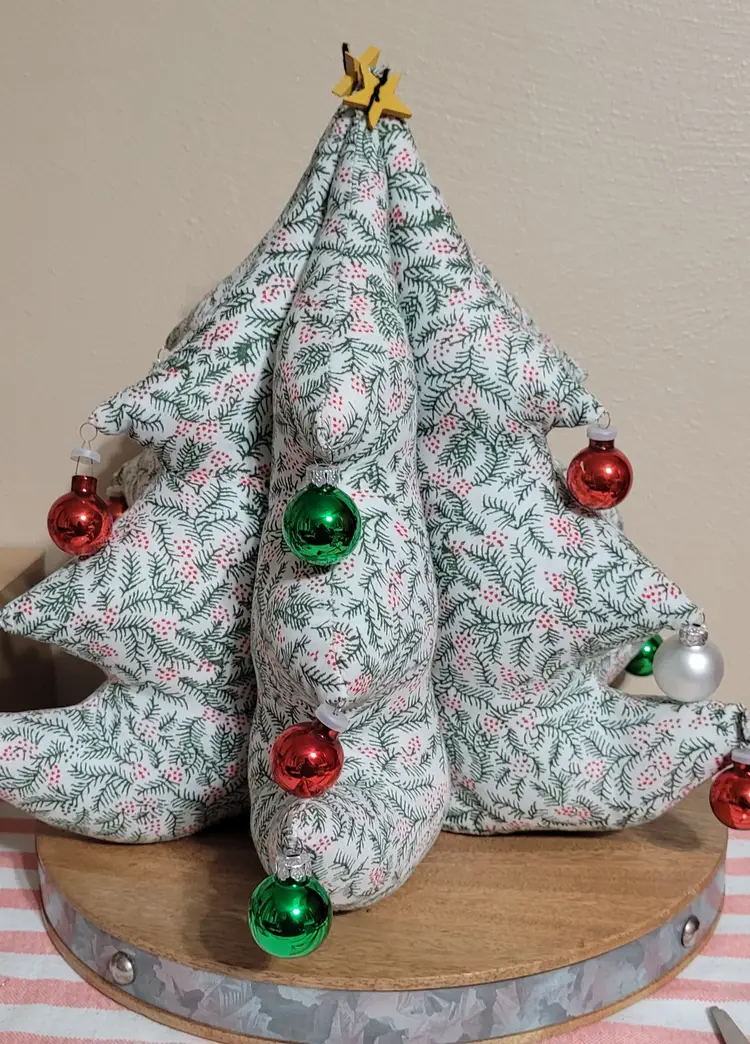Quilted Handmade Christmas Tree With Ornaments 12" x 12"