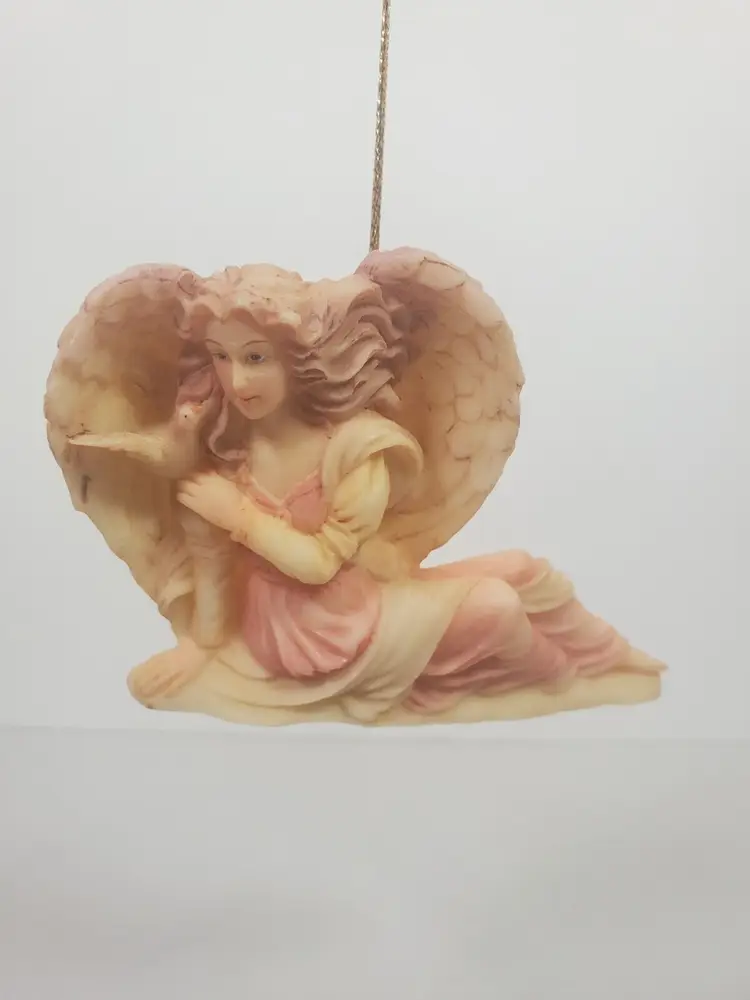 SERAPHIM Evangeline CLASSICS ANGEL ORNAMENT 9827 Angel of Mercy 1994