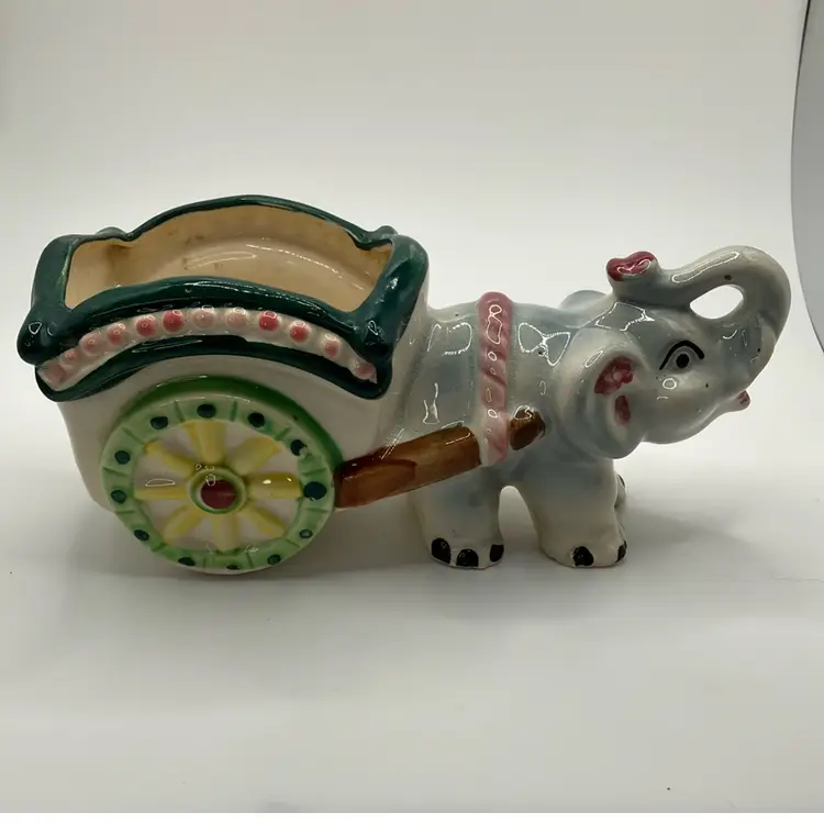 Elephant Pulling Cart Planter - Japan (read)
