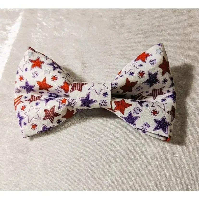 Pet Bow / Dog Bow Tie, Handmade, 3 Sizes Available!  White with Red White and Blue Stars, Patriotic, 4th of July