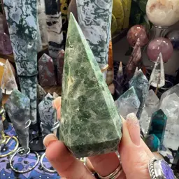 Chrome Diopside Diamond 30a