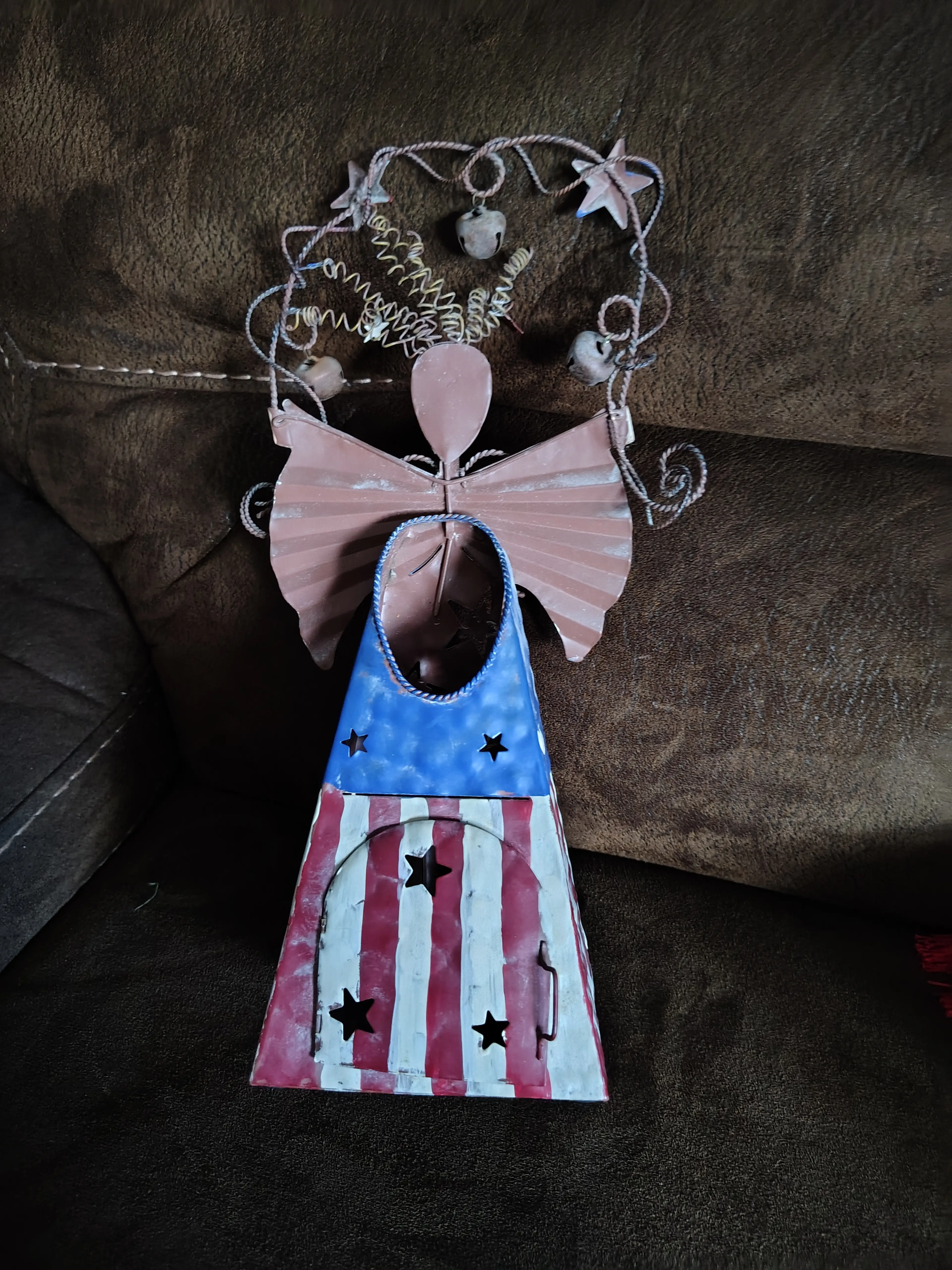 Image 2 of 4