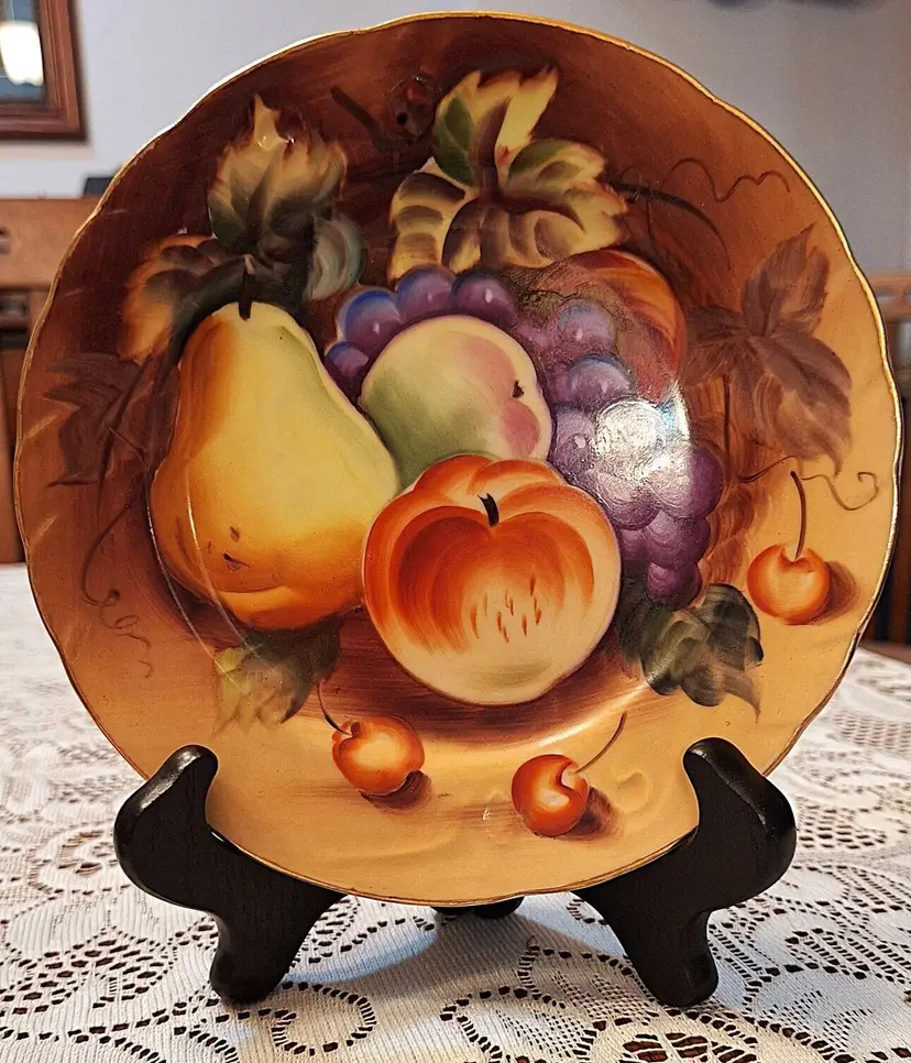 Vintage Lefton China #562 Hand Painted Plate Decorative Fruit 7"