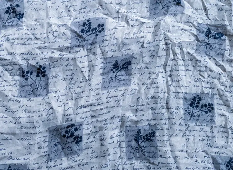 Vintage Gap Floral Word Toss Silk Handkerchief Bandana Scarf Shabby Romance