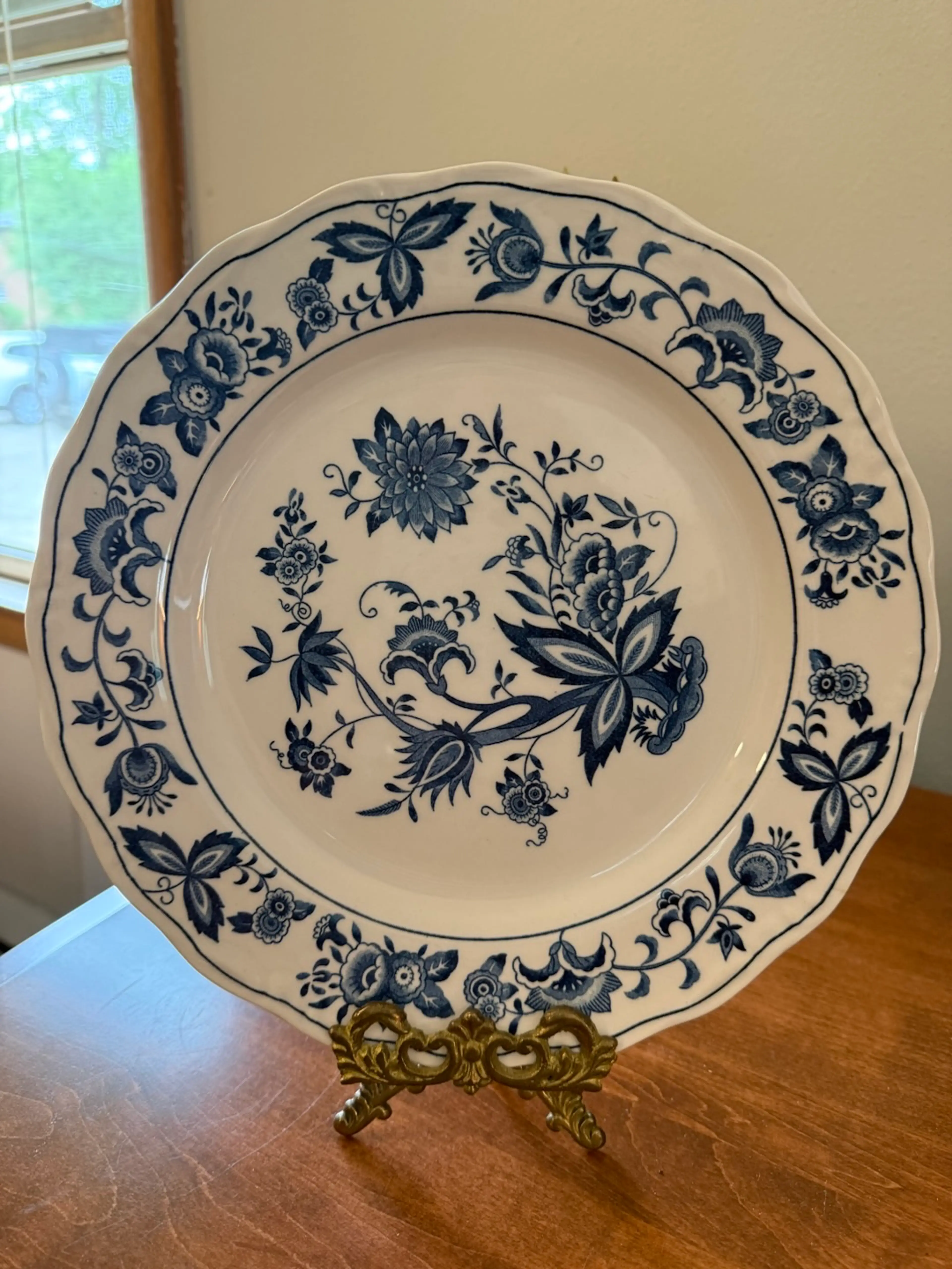 Image 2 of 4