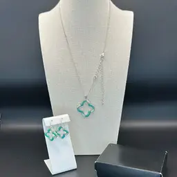 A006 - Avon 2011 Globalista Set Turquoise