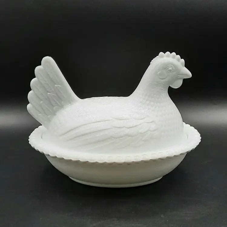 Vintage White Milk Glass Indiana Glass Hen on Nest