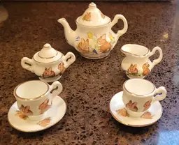 Vintage 9 piece Miniature Made In Britain Bone China Tea Set Bunny Motif