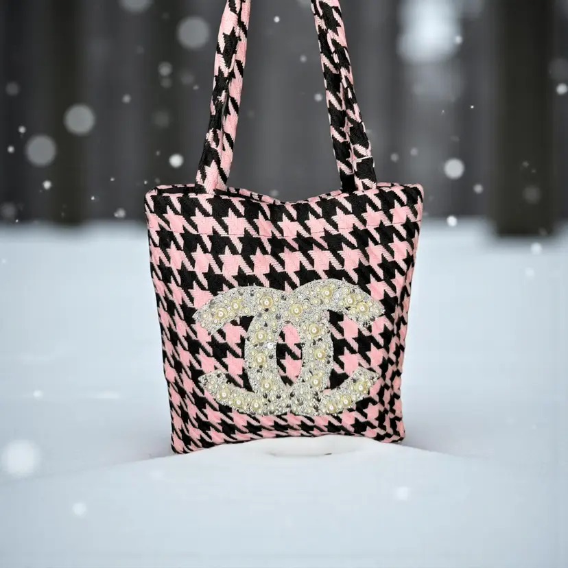 Pink Houndstooth Textured Tote Bag (GWP Product)