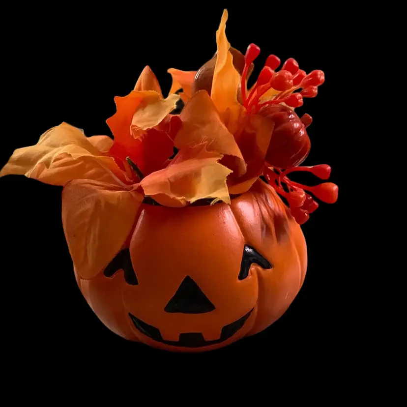 Vintage Jack-o'-lantern pumpkin vase 
