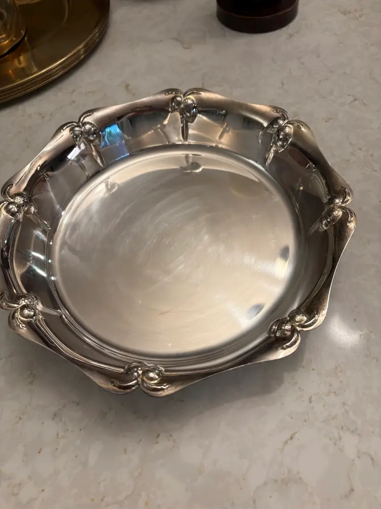 Vintage Sheridan Silverplate Shallow Bowl Circa1970s Acorn Design
