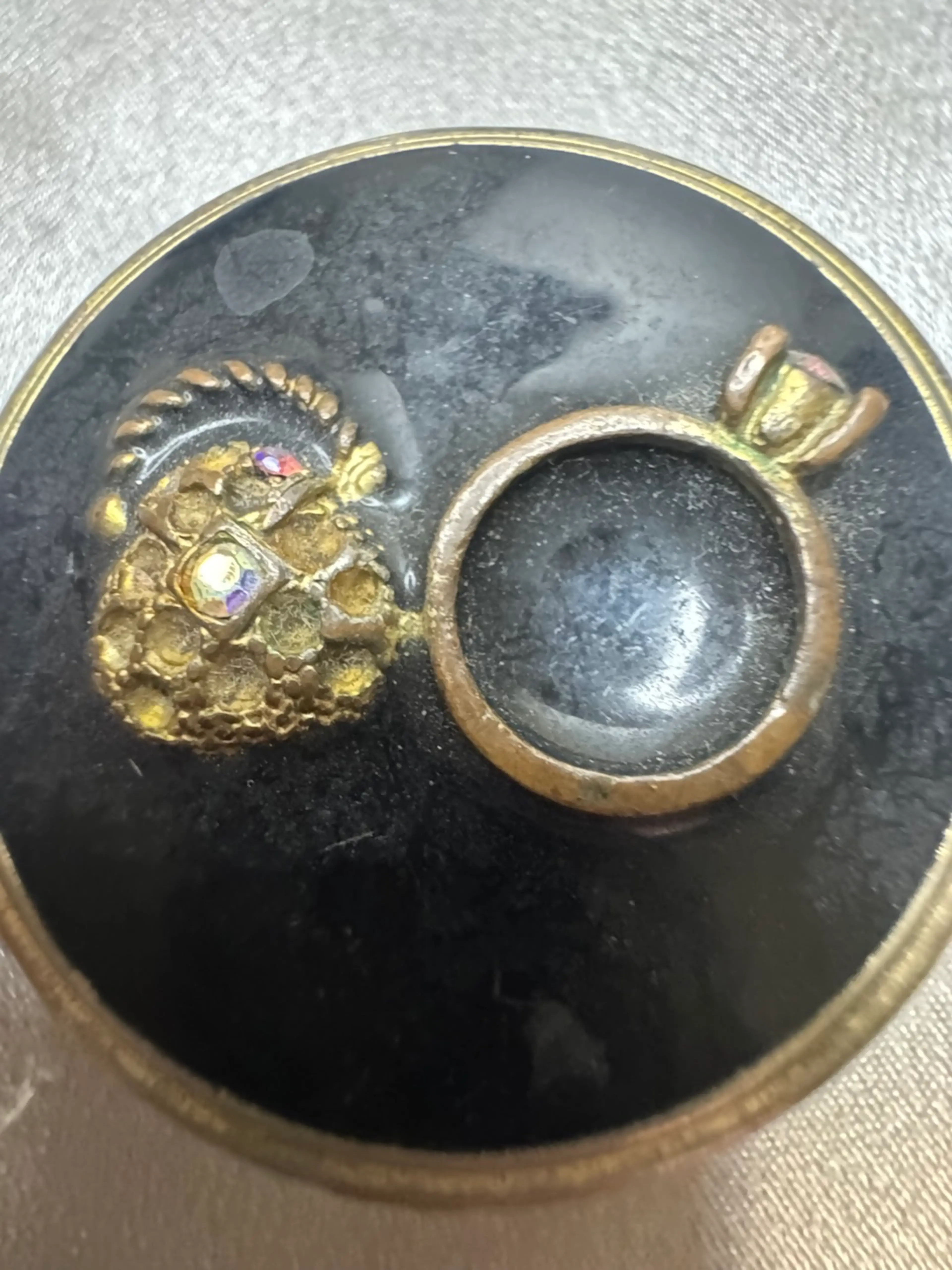 Image 2 of 6