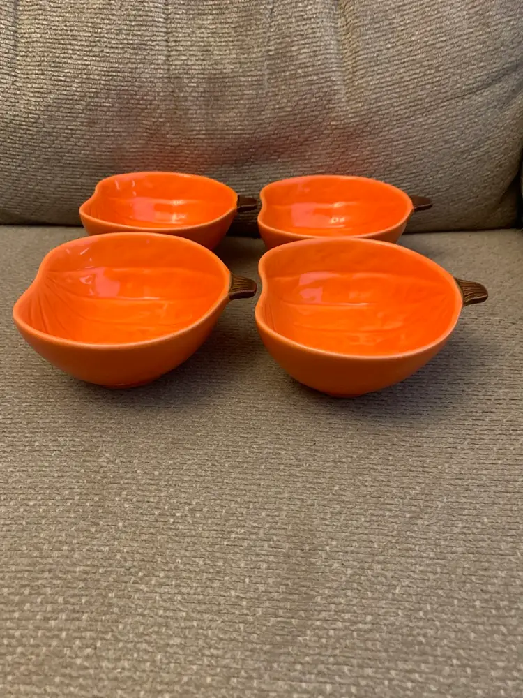 Set Of 4 Pumpkin Trinket Bowls 4 X 4 X 2 Inches