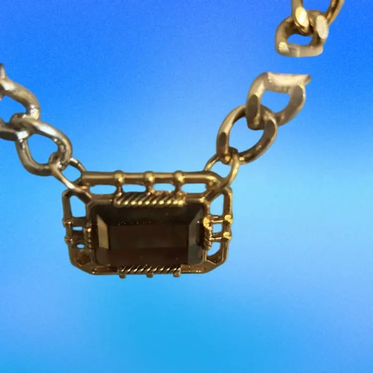 AIGNER --FAUX Citrine NECKLACE