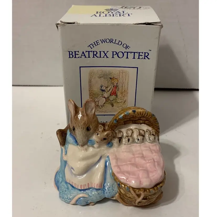 Royal Albert Bone China Hunca Munca Mouse & Babies Figurine