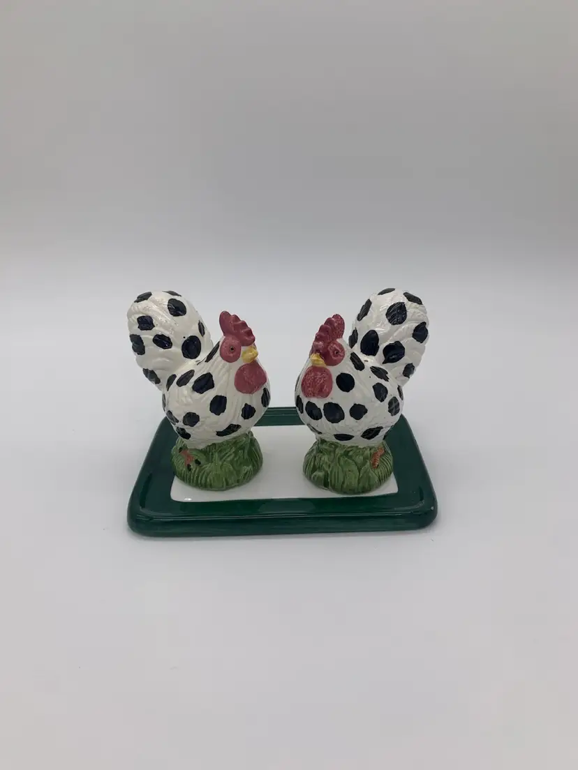 Vtg. Style-Eyes Baum Bros. 3 Piece Red Cheek Rooster Salt & pepper Shakers