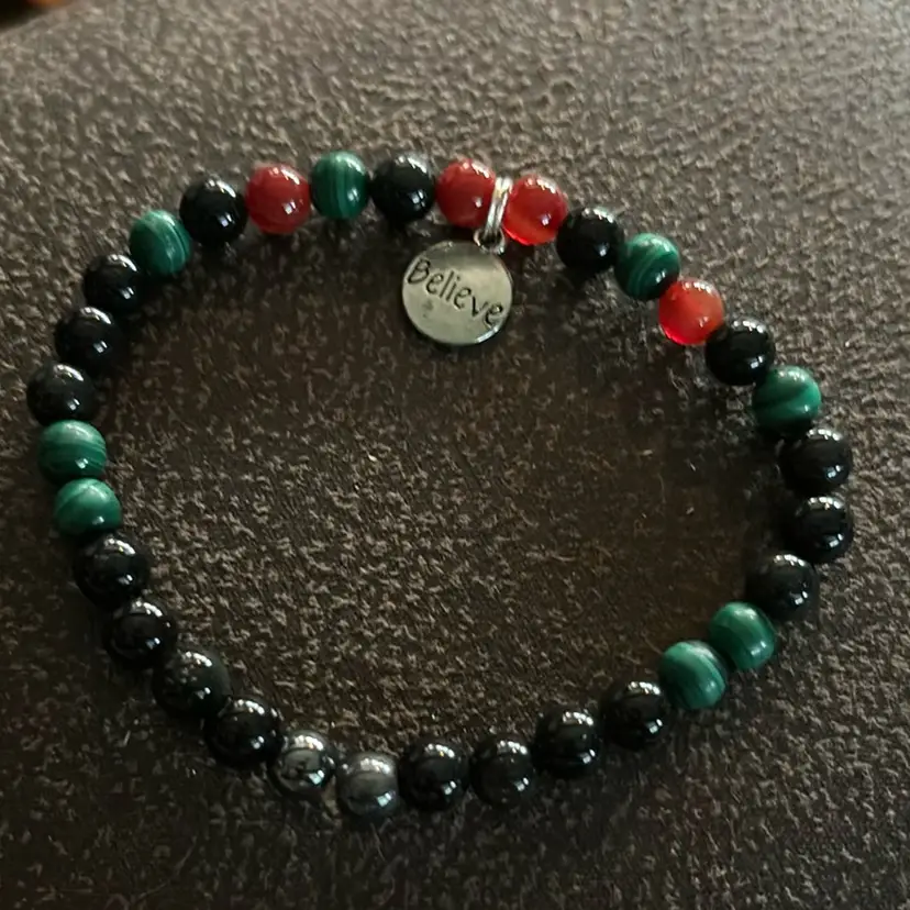 Gemstone Beaded Bracelet With “Believe” Metallic Disc.