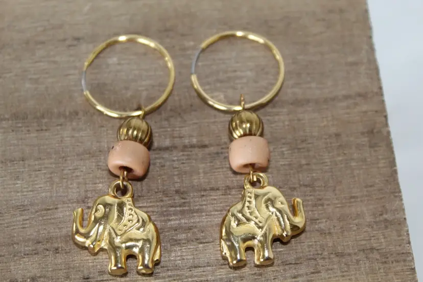 Elephant Bead Pierced Earrings Dangle Goldtone 1.5"