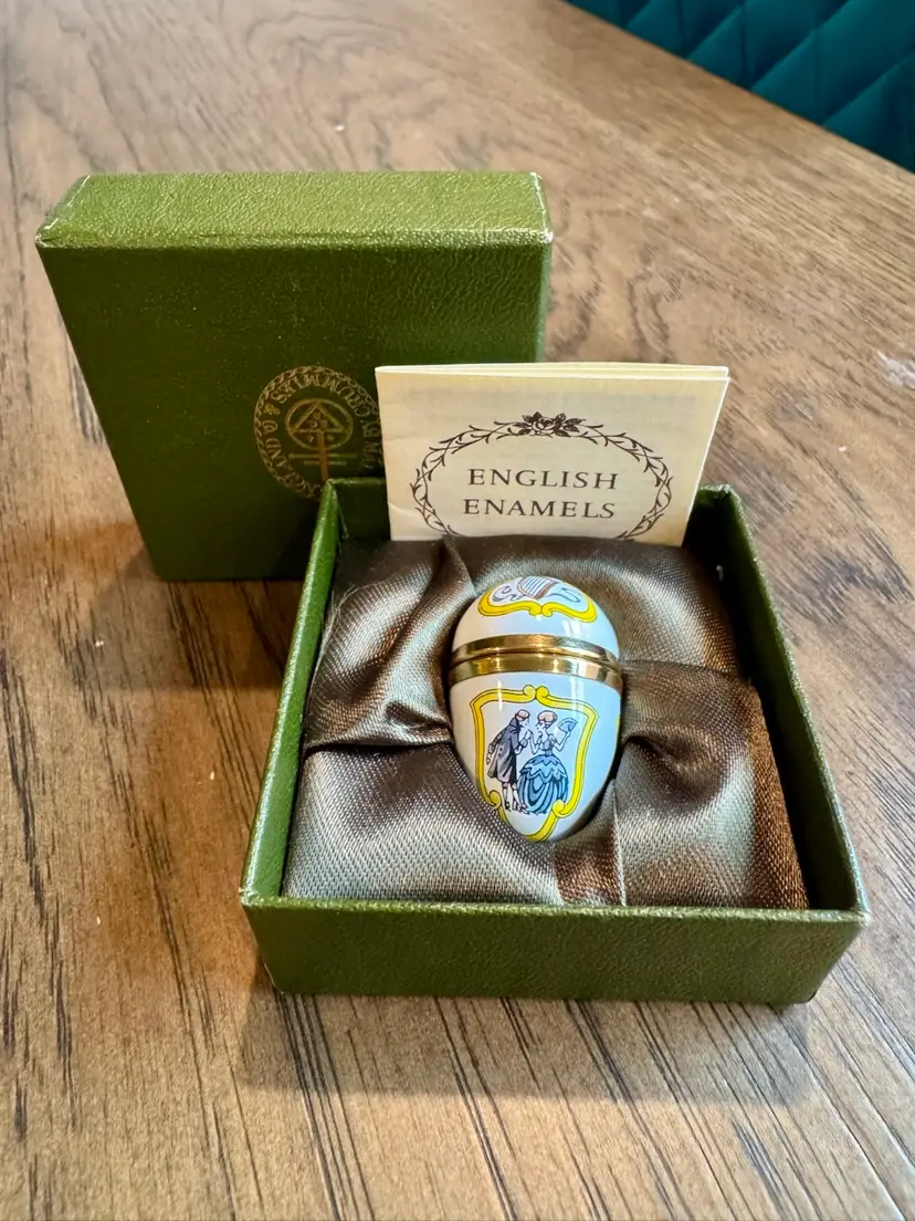 1.5” vintage English enamel egg in original trinket box. Crummles & Co. Made in England