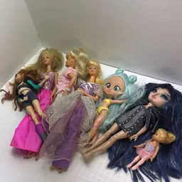 Random Doll Lot