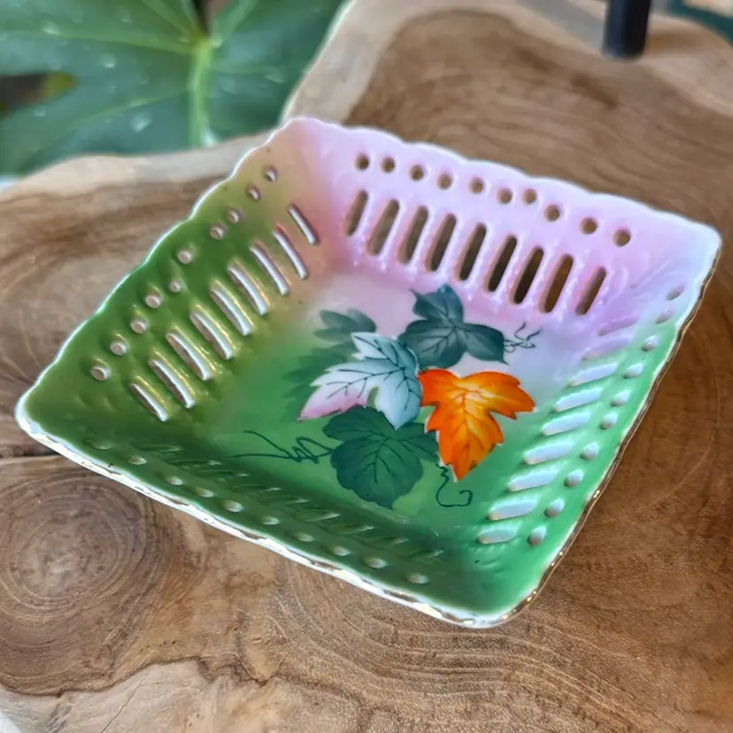 Tropical Pierced Trinket Dish