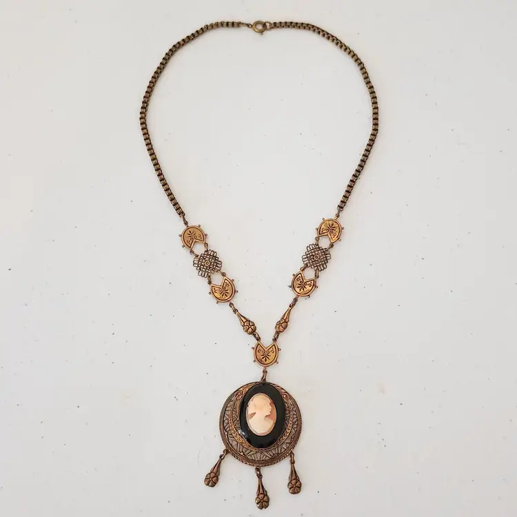 Antique Brass Box Chain Necklace W/ Black Glass Onyx Shell Cameo Drop Pendant