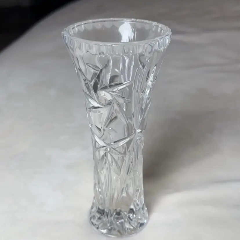 Vintage Lenox Full Lead Crystal Stars 6” Bud Vase Pinwheel