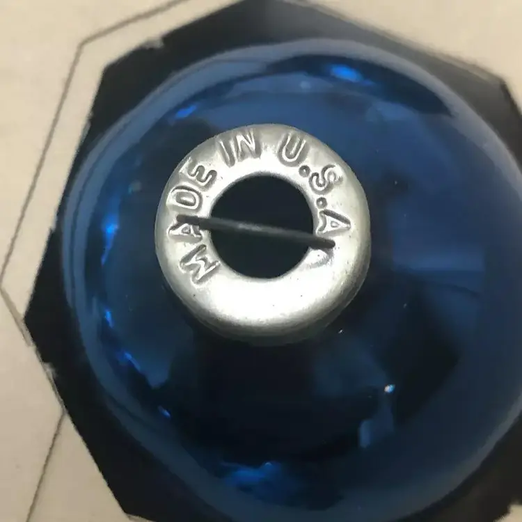 VTG 12 Dark Blue USA Marathon Franke Round Glass Christmas Ornaments With Box (Please read description)
(location: Box A10)