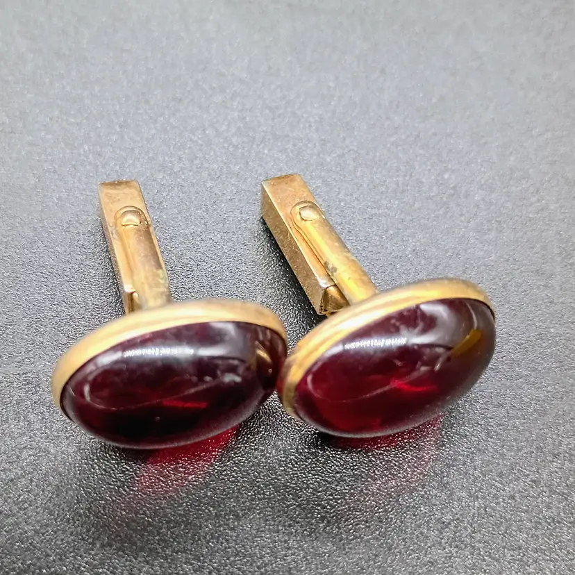 Vintage Swank Gold Tone Red Glass Oval Cabochon Cufflinks Set 1960's