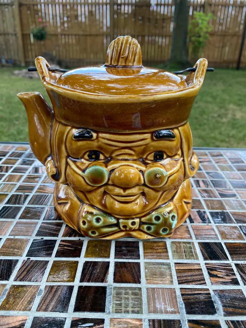 Vintage Colonial Man Head Ceramic Coil Metal Handle Teapot Japan