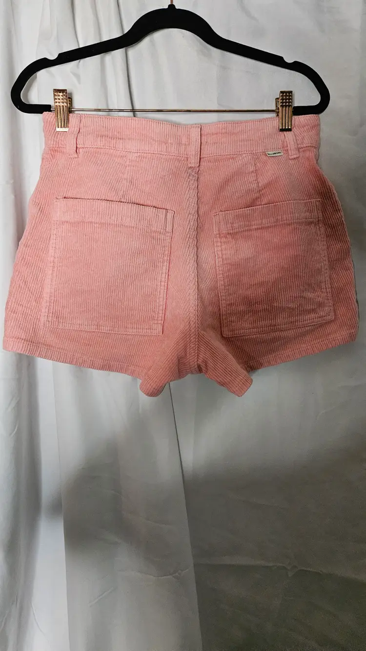 Billabong woman pink shorts