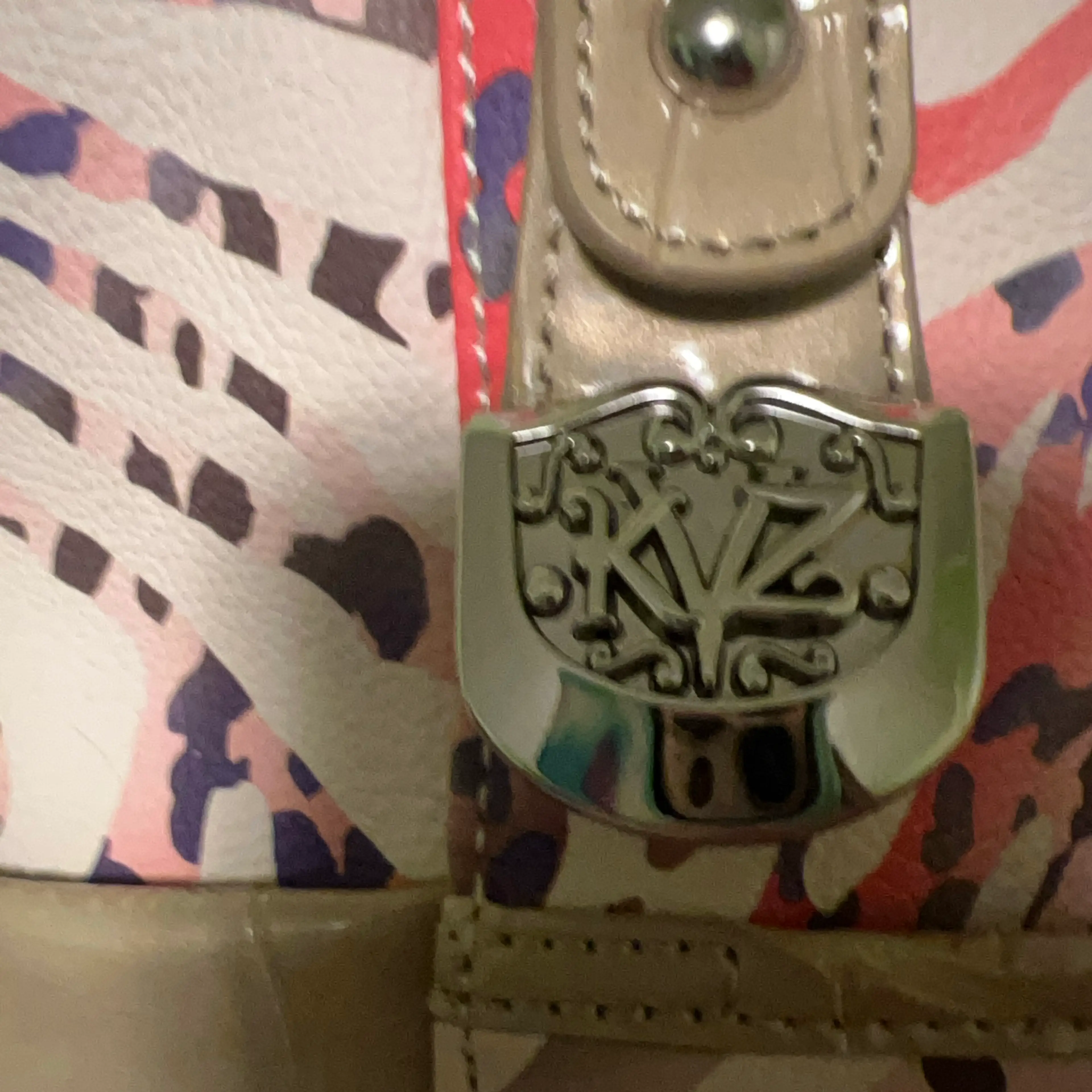 Image 2 of 3
