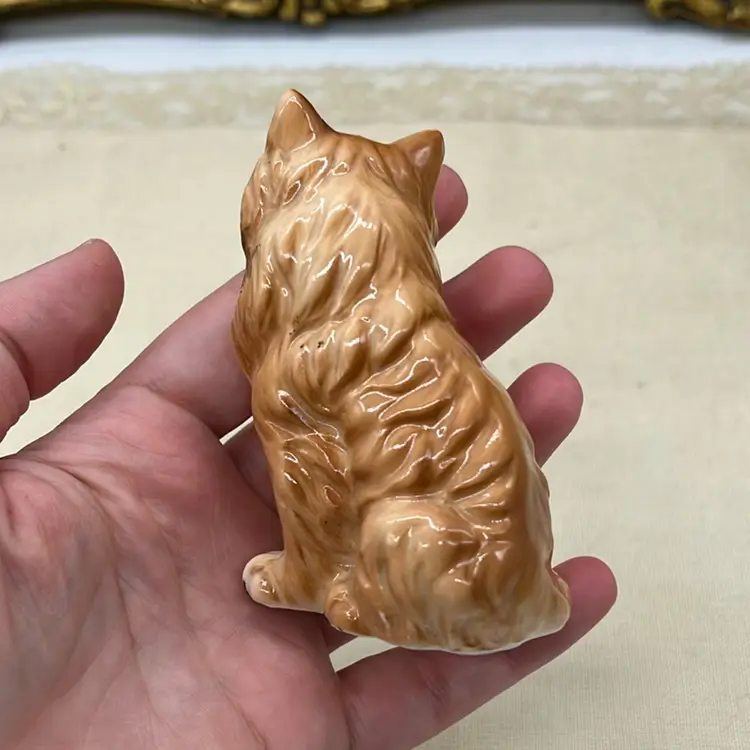 Vtg Cat Figurine