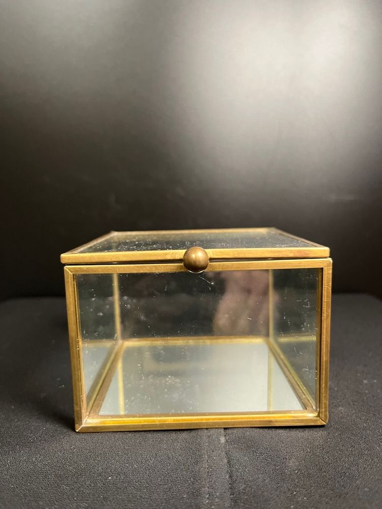 Square Brass & Glass Trinket Box. No Etching. Has a Mirror on Bottom Inside. Lot 53