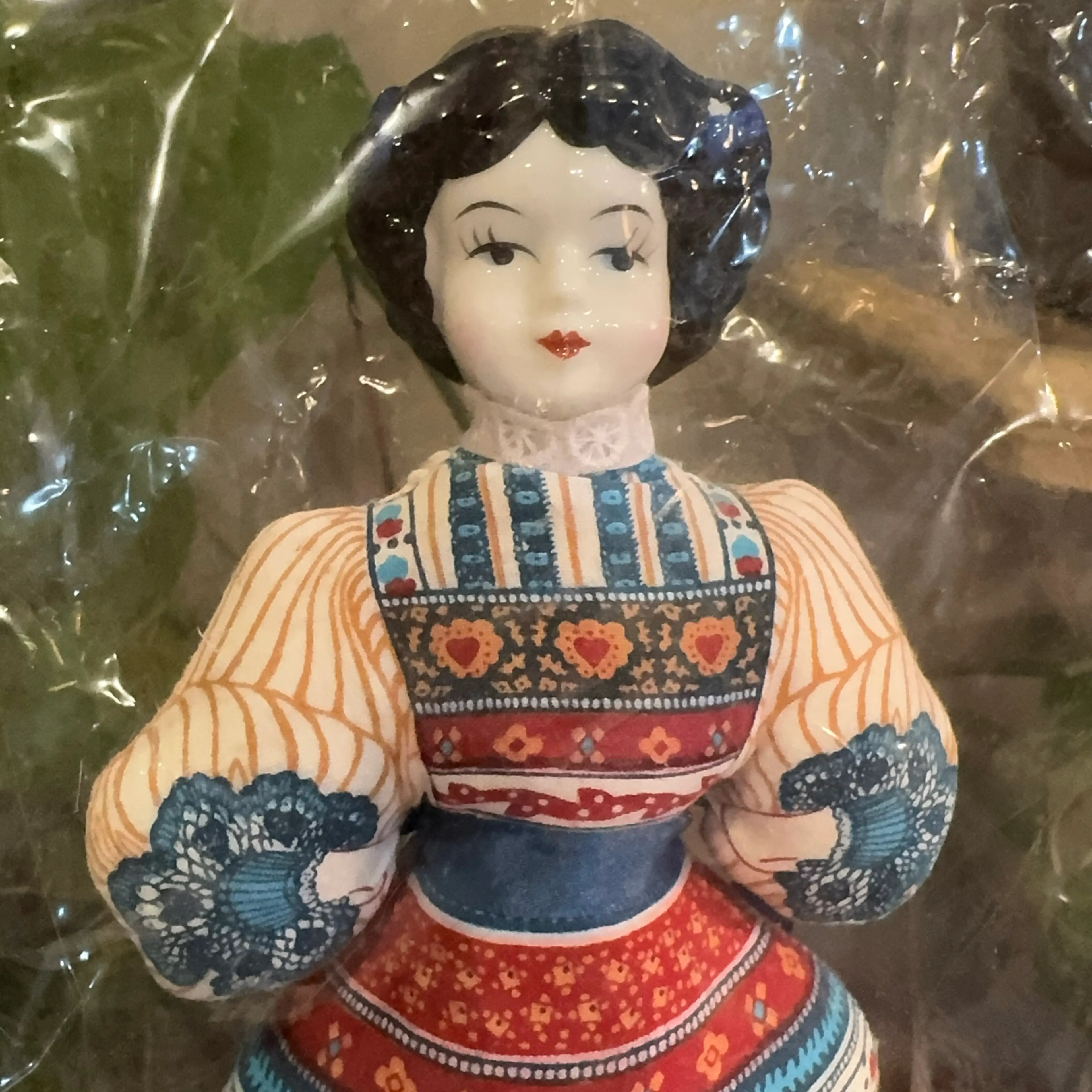 Image 2 of 7