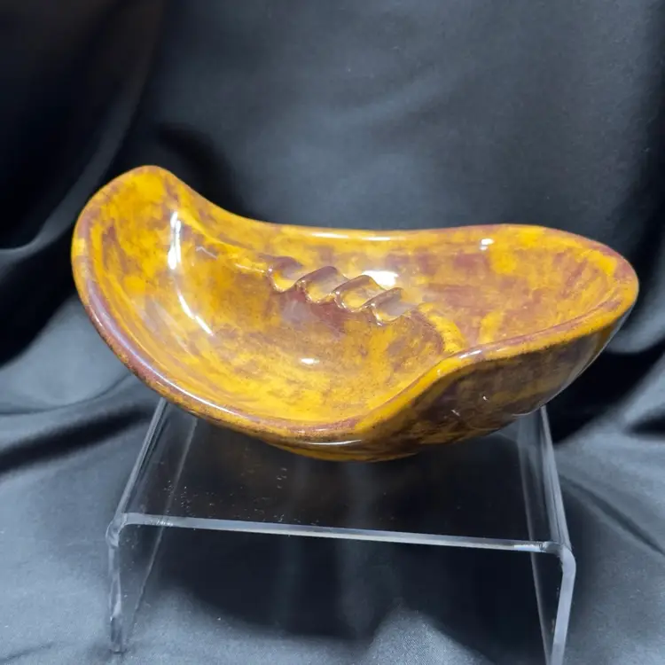 #1582 Made By Hand And Painted Yellow And Brown 4 Line Ceramic Ashtray