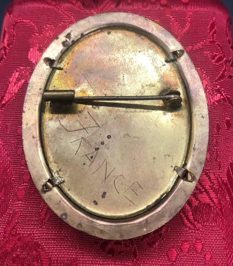 LIMOGUE  FRANCE HAND PAINTED BEAUTIFUL CAMEO ON PORCELAIN W, GOLD FILLED FRAME