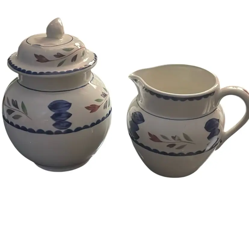 English Lidded Sugar & Creamer