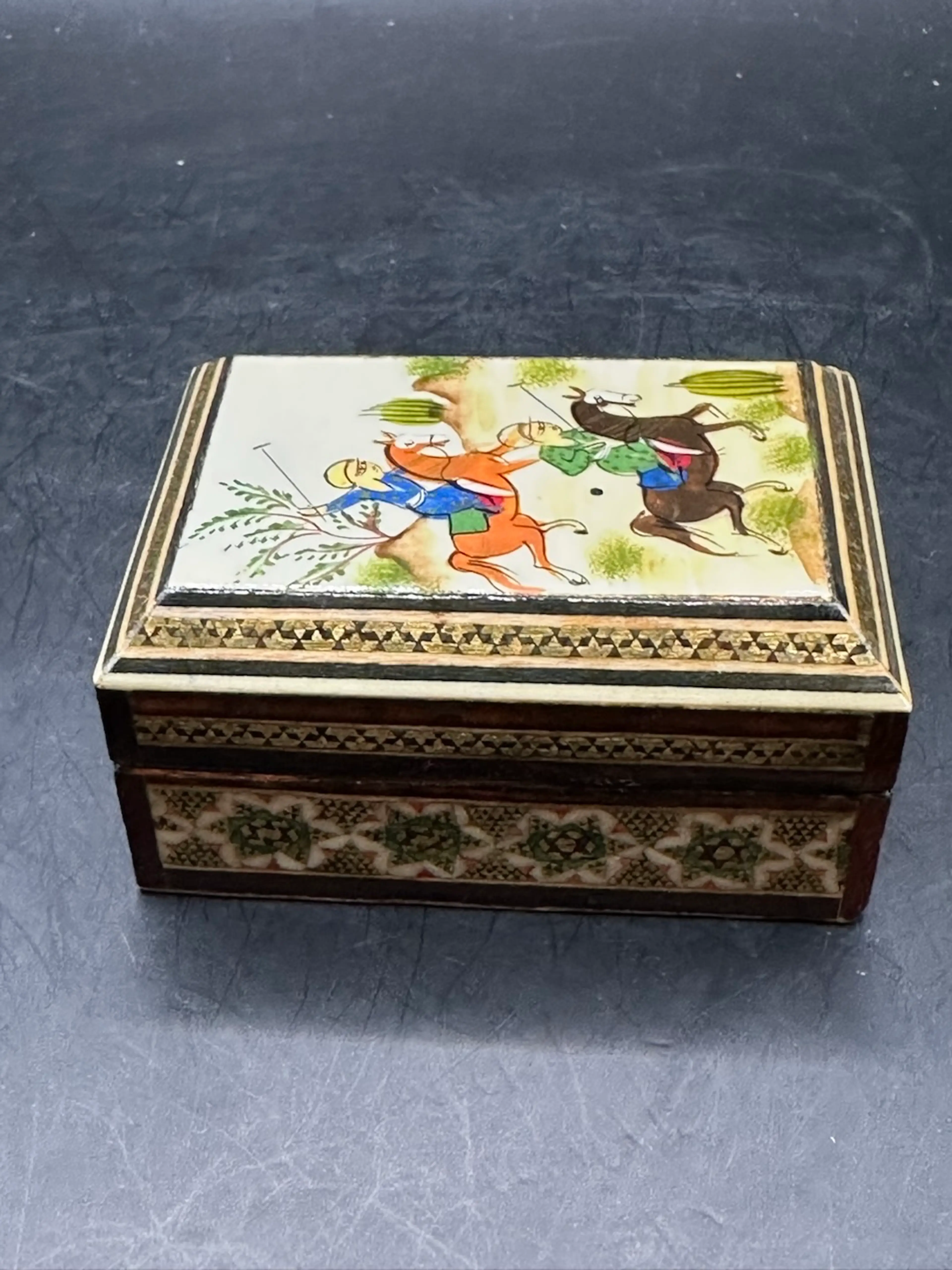 Image 3 of 8