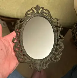 Vintage  Ornate  Oval  Frame Antique Brass Finish