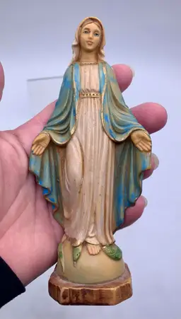 Miraculous Virgin Mary Resin Figure Resin 6" Made in Italy. Religious Figurine