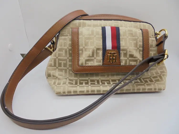 #13 Tommy Hilfiger Handbag Clean Cross Body Leather Strap and Accent