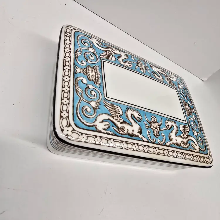 DRAGON Jewelry Trinket Cigarette Box