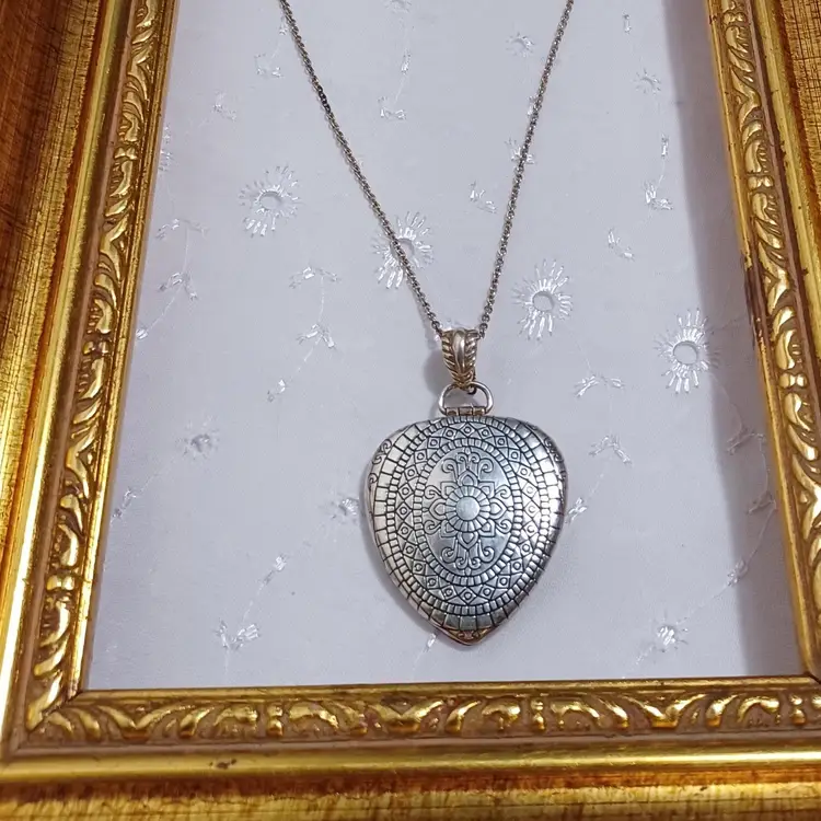 #01 Antique-Inspired Heart Locket Pendant Necklace Marked 925  India