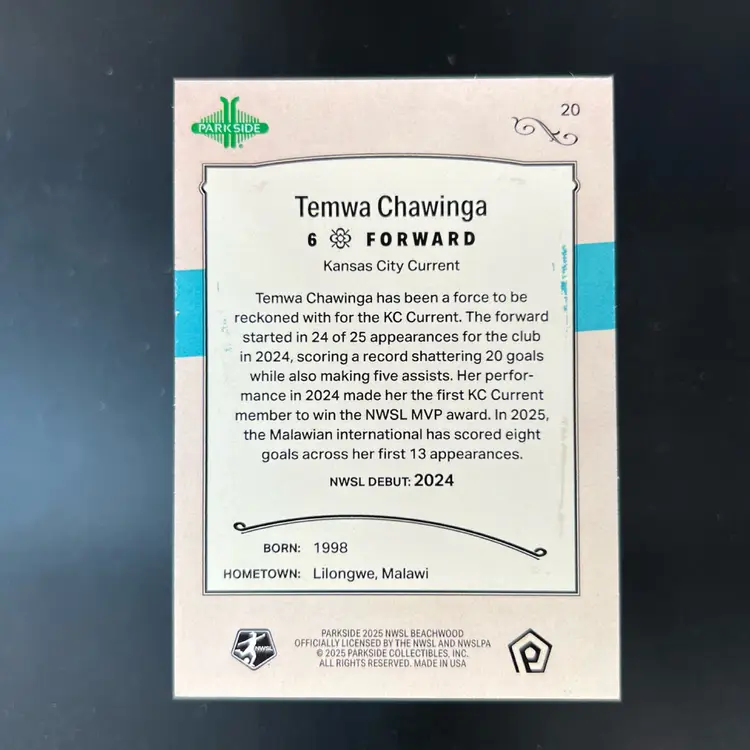 Temwa Chawinga 2025 Beachwood Brand Blue Foil /25 Soccer Card