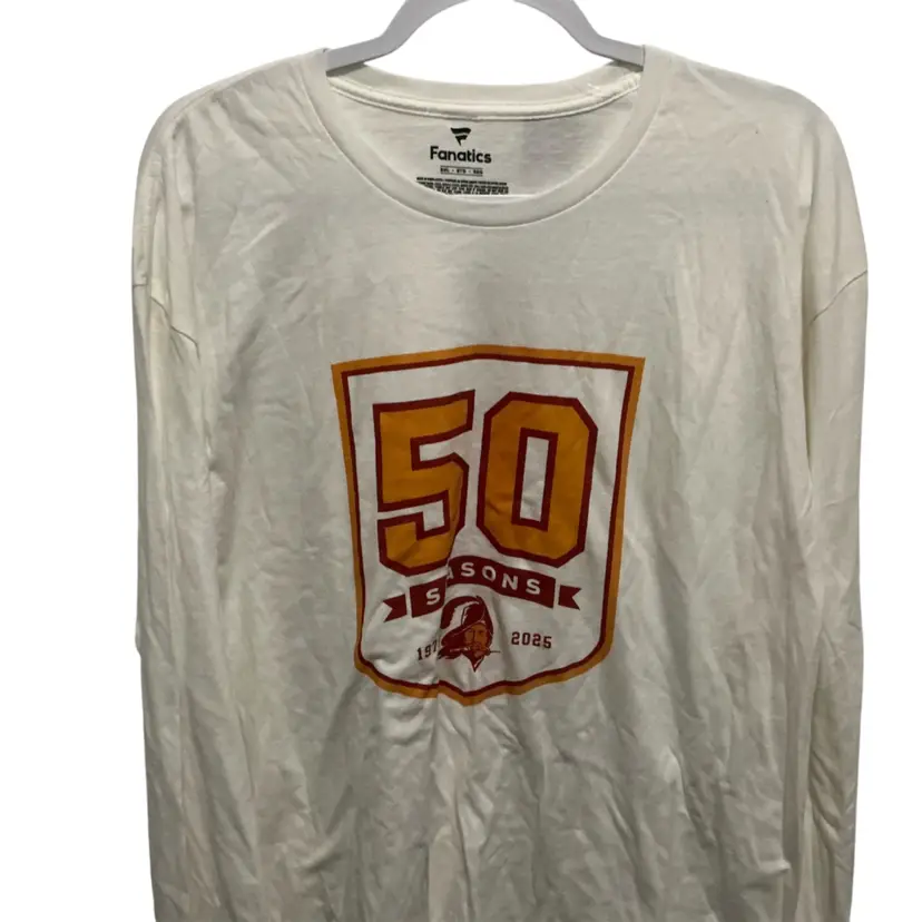 New $39-Tampa Bay Buccaneers 50th season logo Tee 5XL