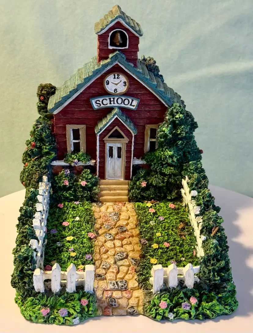 Vintage Detailed Resin School House  Susan Winget Post it note holder
