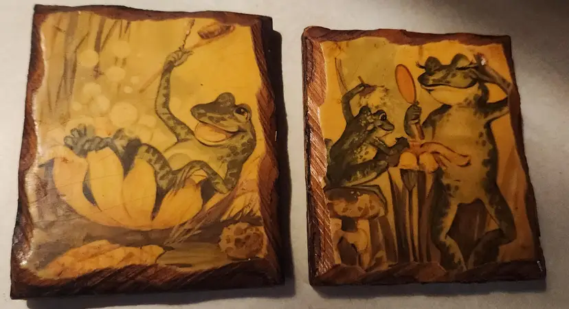 Vintage Bathroom Frogs Wall Plaques Decor Anthropomorphic Wooden Weird